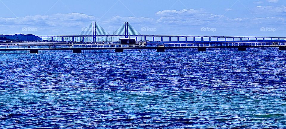 This is the „Baltic Sea“ in „Malmö“, „Sweden“ outside the public bathhouse and sauna called the „Ribersborgs Kallbadhus“. For a modest price a public audience can enjoy all the luxurious trappings of a spa. 2023. Hypnotic Productions