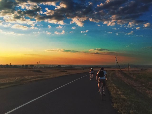 Virage . This photo was taken during an evening bike ride 
