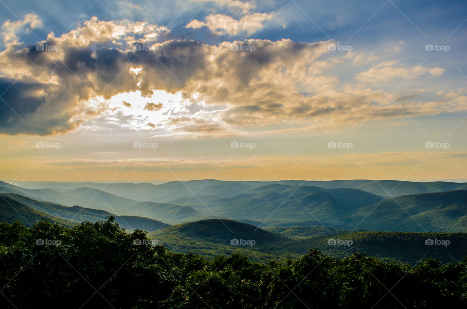 Sunlight over the Appalachian Trail 