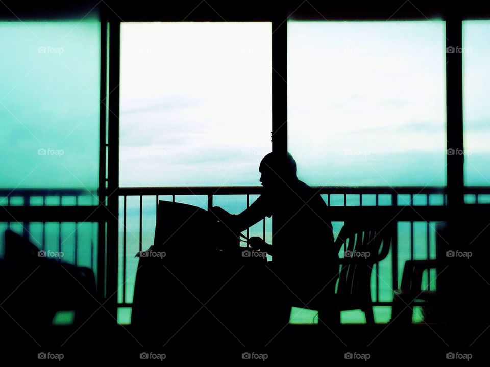 breakfast on the balcony 