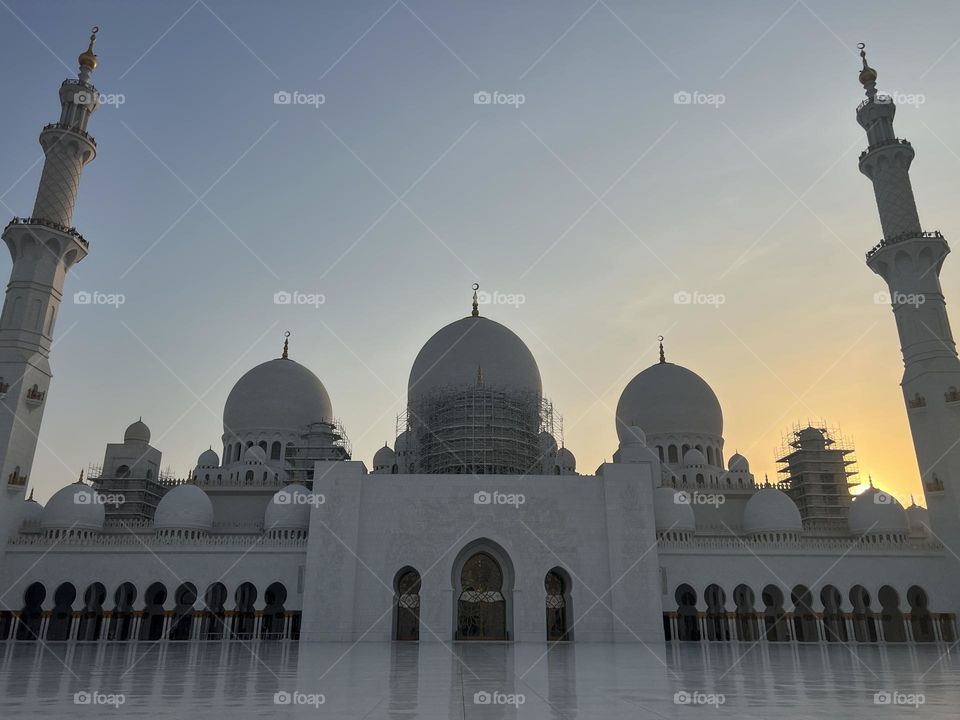 Grand Mosque Center - Abu Dhabi