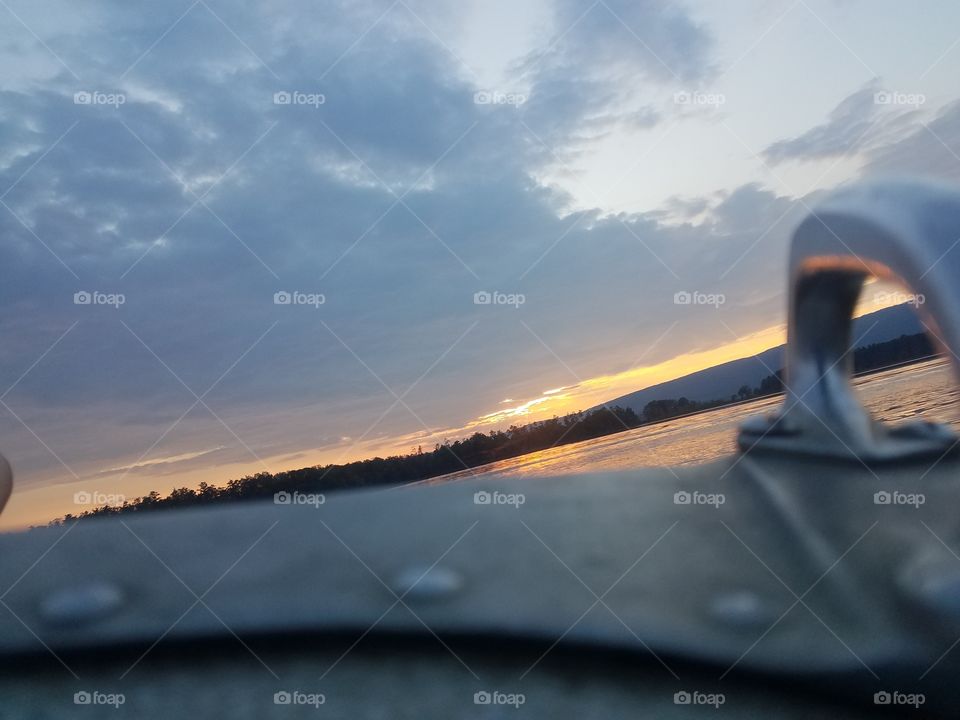lay lake Alabama. sunset from boat