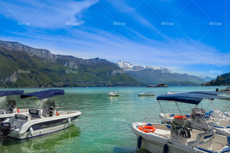 Getting ready for an amazing ride in the stunning Annecy Lake, France