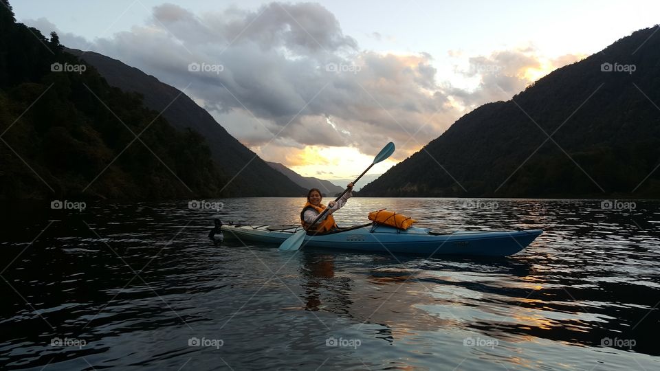 kayak en lago