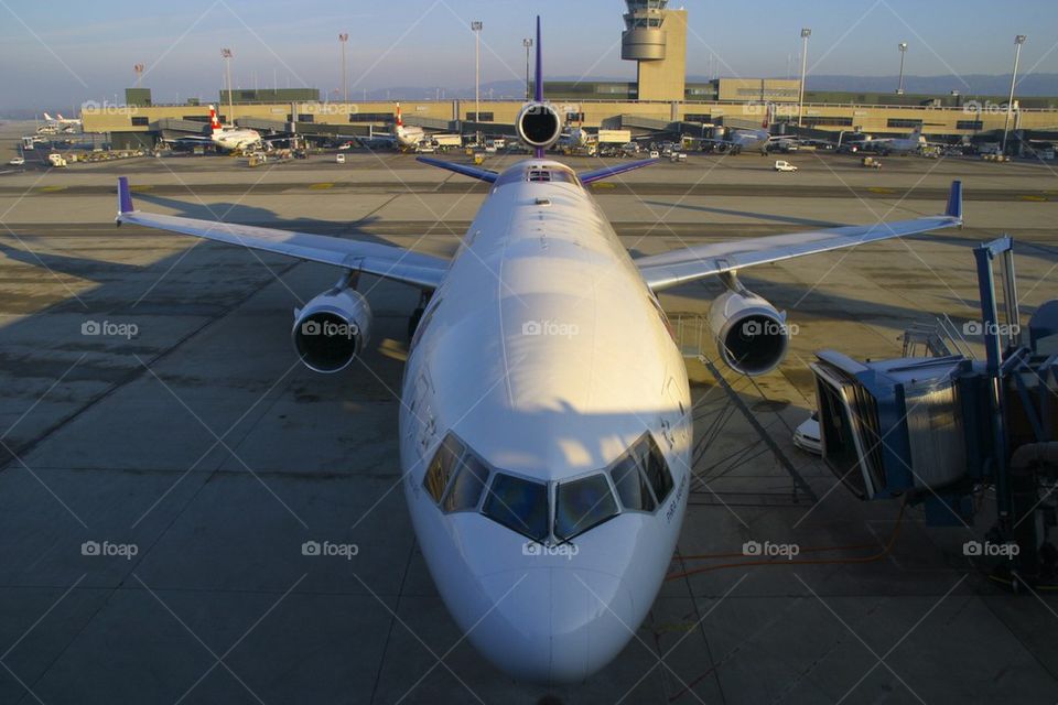 THAI AIRWAYS MD-11 ZRH