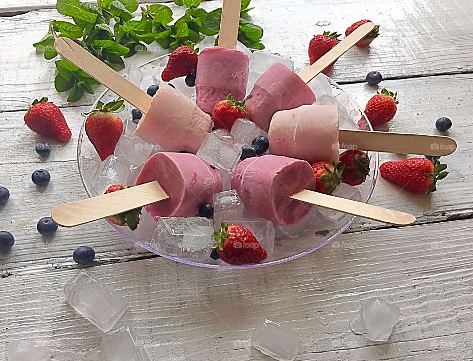 Homemade Black current and strawberry smoothie ice lollies 