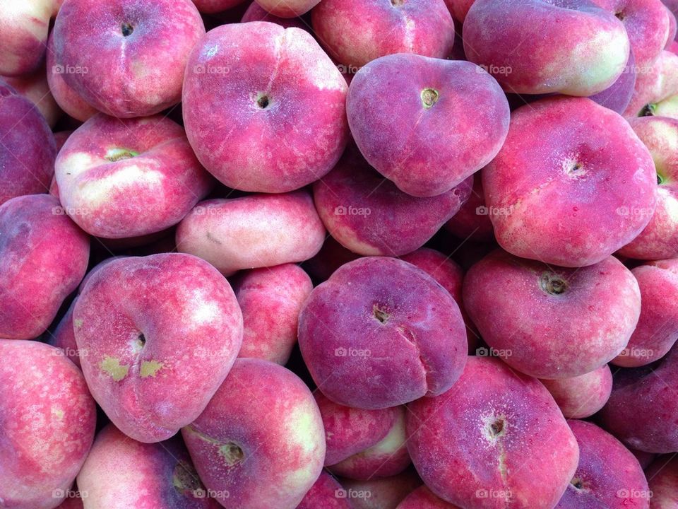 Doughnut peaches