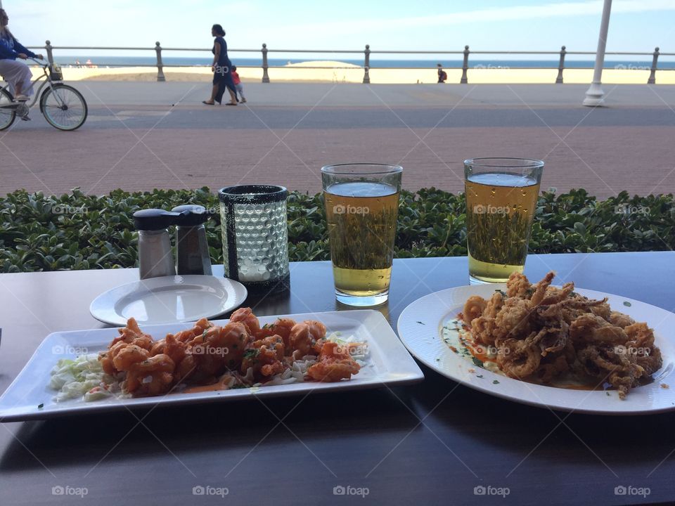 Lunch on the beach 