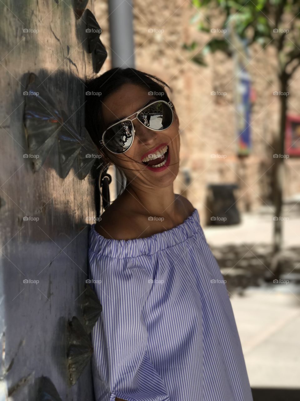 Travel brings laughter and joy. Exploring Barcelona and all it’s magic makes for a happy day! 