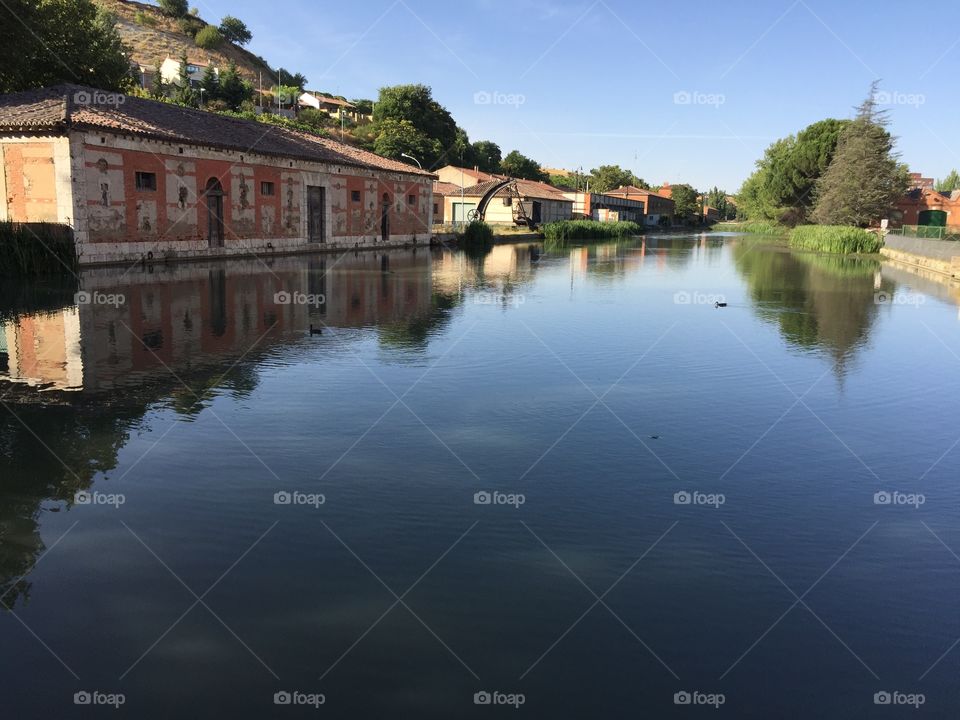 End of Canal de Castilla River