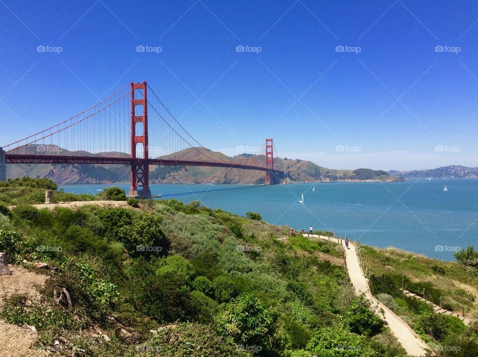 Panoramic view of the Golden State Bridge in San Francisco.