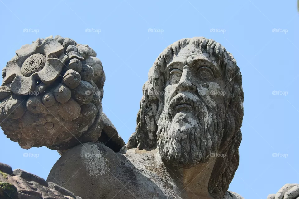 Statue
