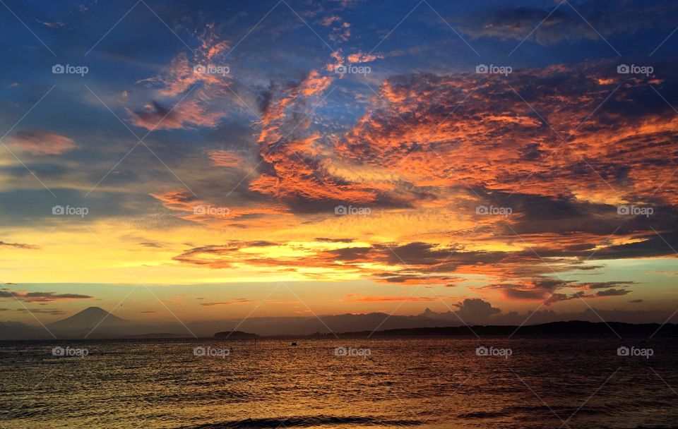 breathtaking sunset in hayama beach japan