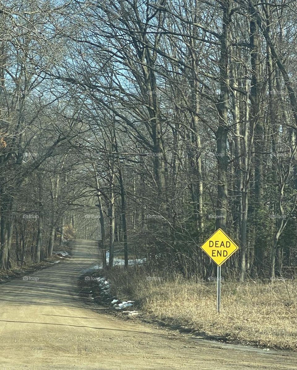 Dead End Road Sign