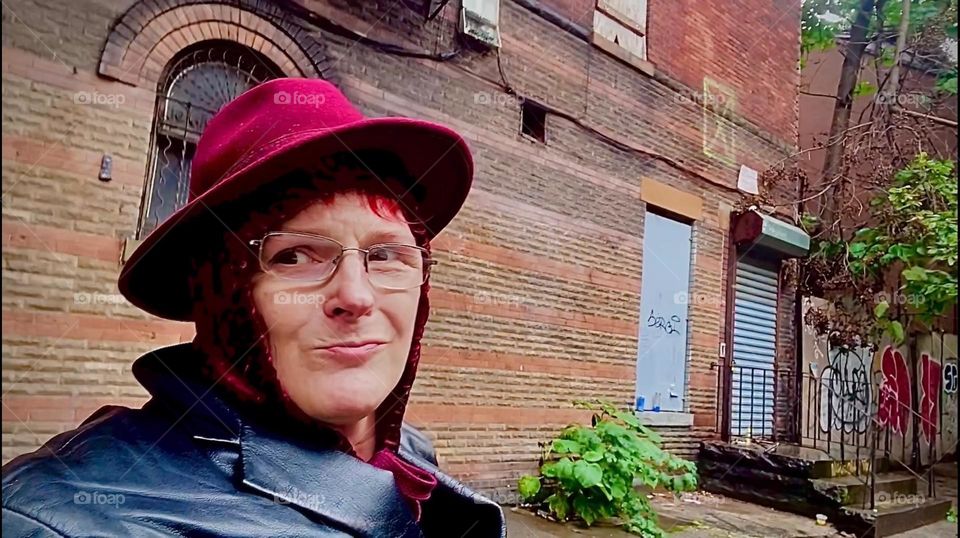 Once again, this is me, “Petra Schiller” a.k.a. “Maxine Firefox” striking a fashionable pose on “Waverly St” off “Fulton St” in “Clinton Hill”, Brooklyn, NY on a cool Fall day in 2022. Hypnotic Productions