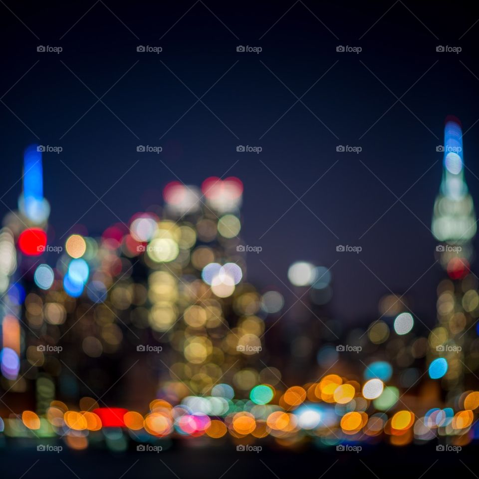 Defocussed view of city