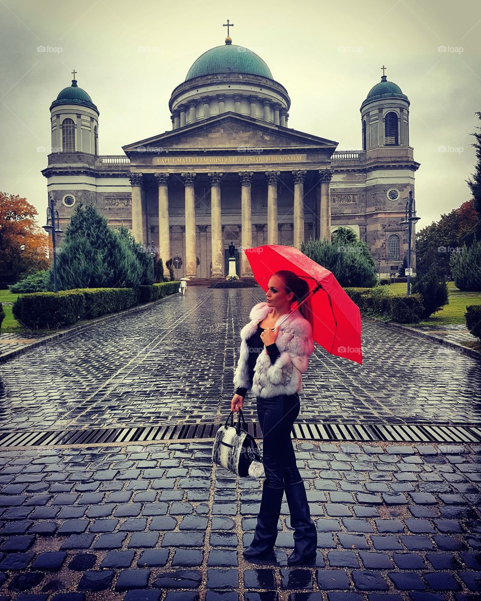 The girl with red umbrella