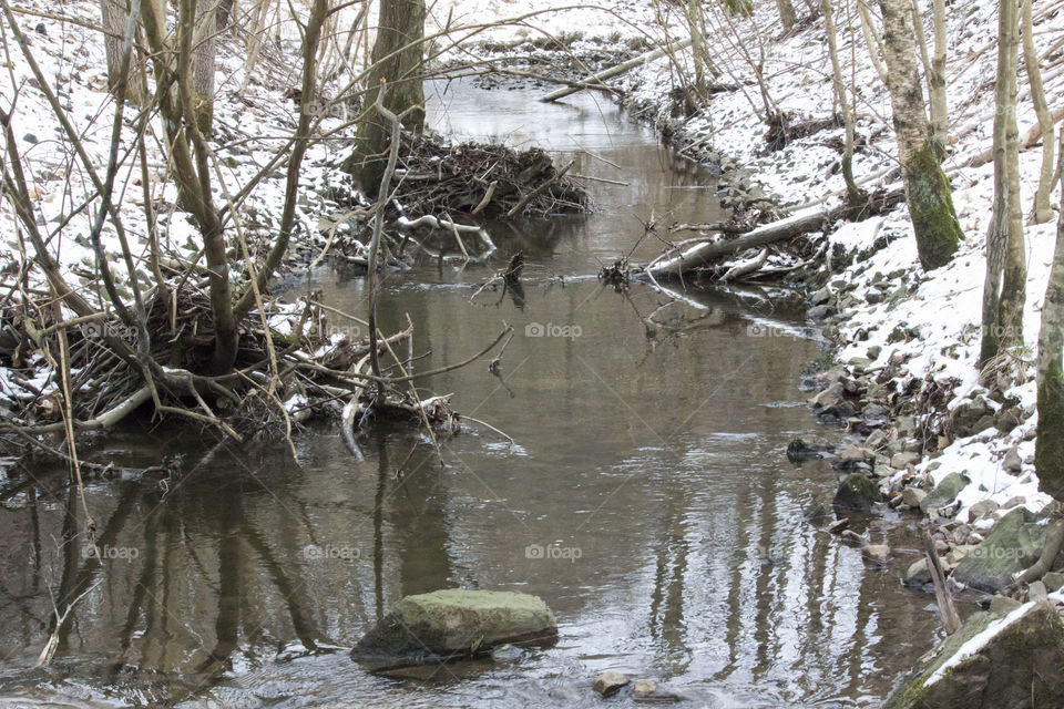 Winter - creek in forest  - bäck i skogen - vinter snö