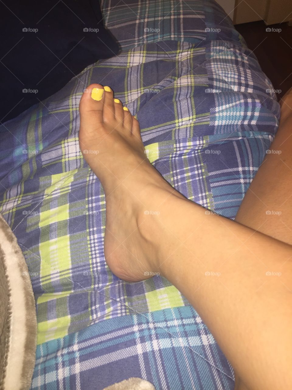 Yellow toes✨💜