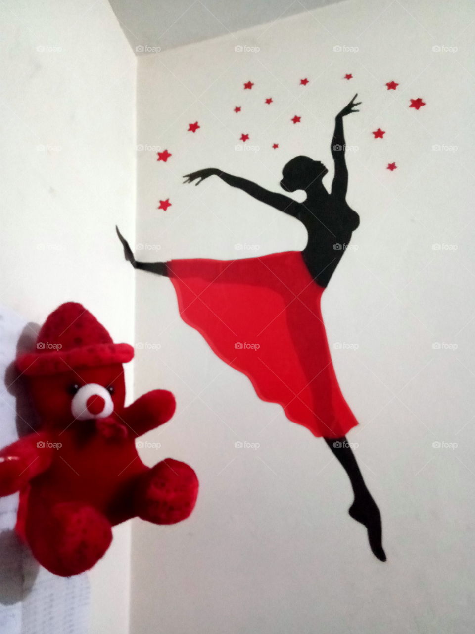 The teddy and the dancer