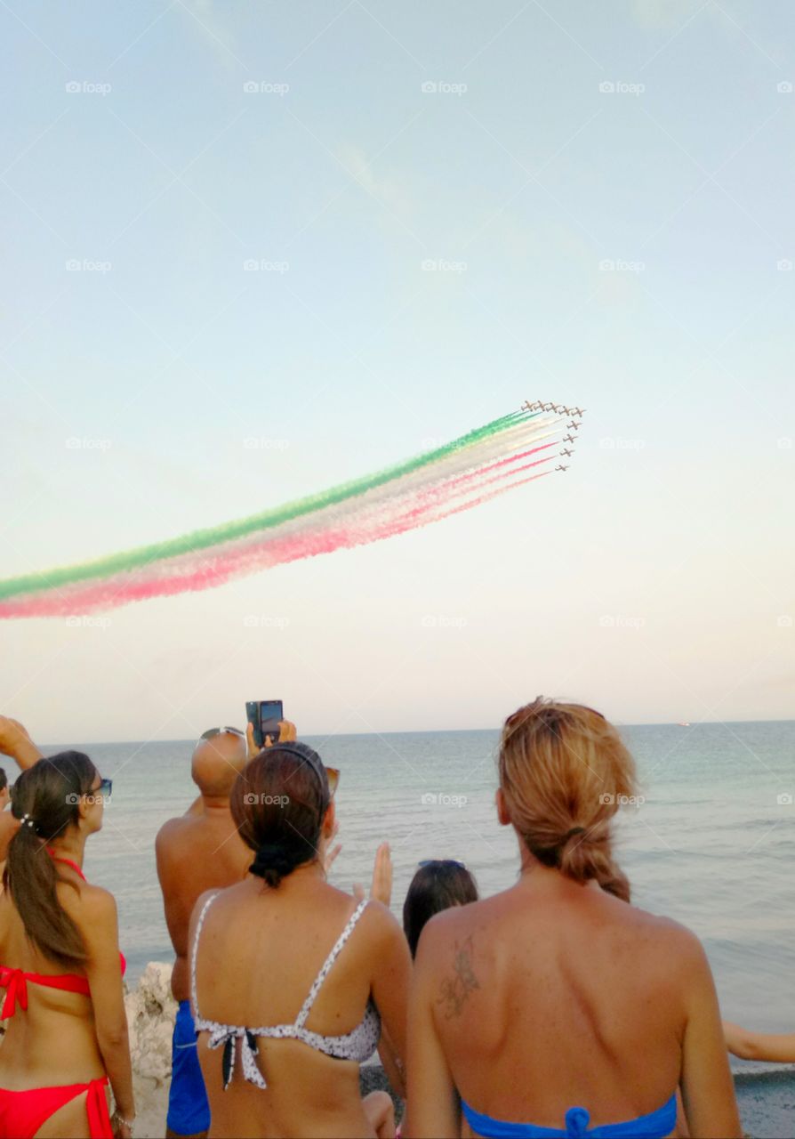 Frecce tricolori on the beach in San Cataldo, Italy  :)