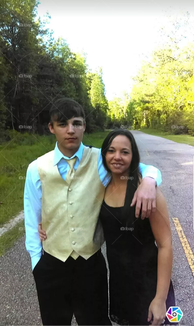 Mom's Prom Boy