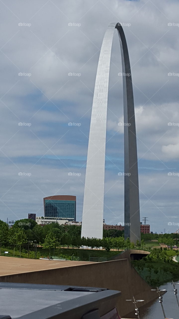 St . Louis Arch