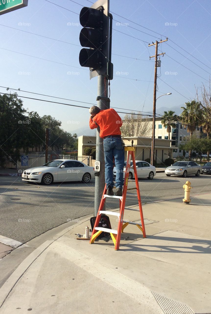 Reparing street lights
