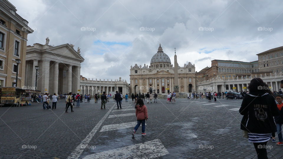 walking around the Rome city