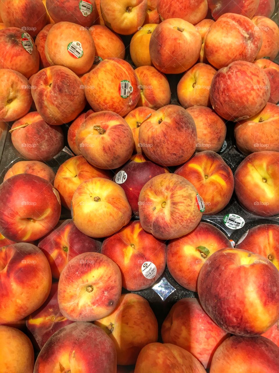 Many peaches! 
