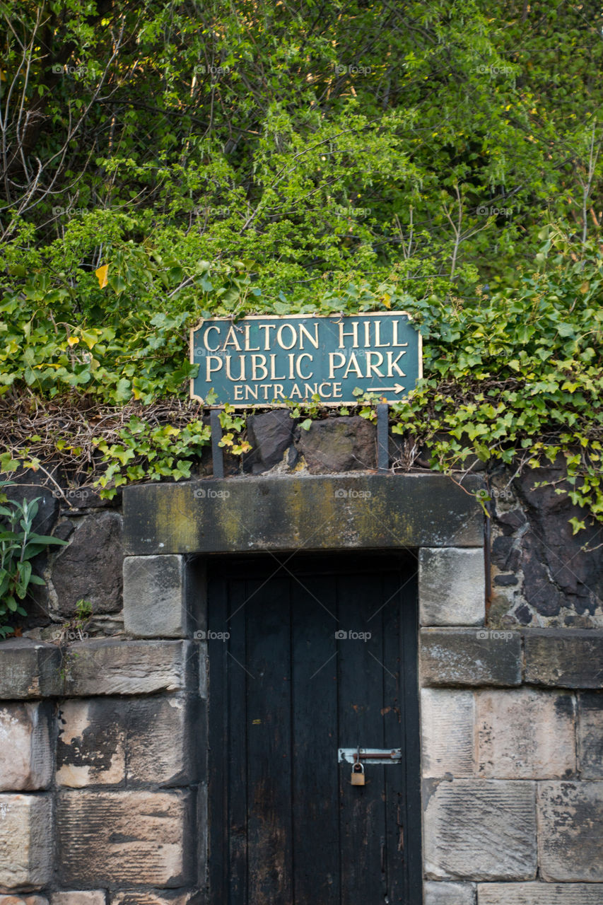 This way to Calton hill 
