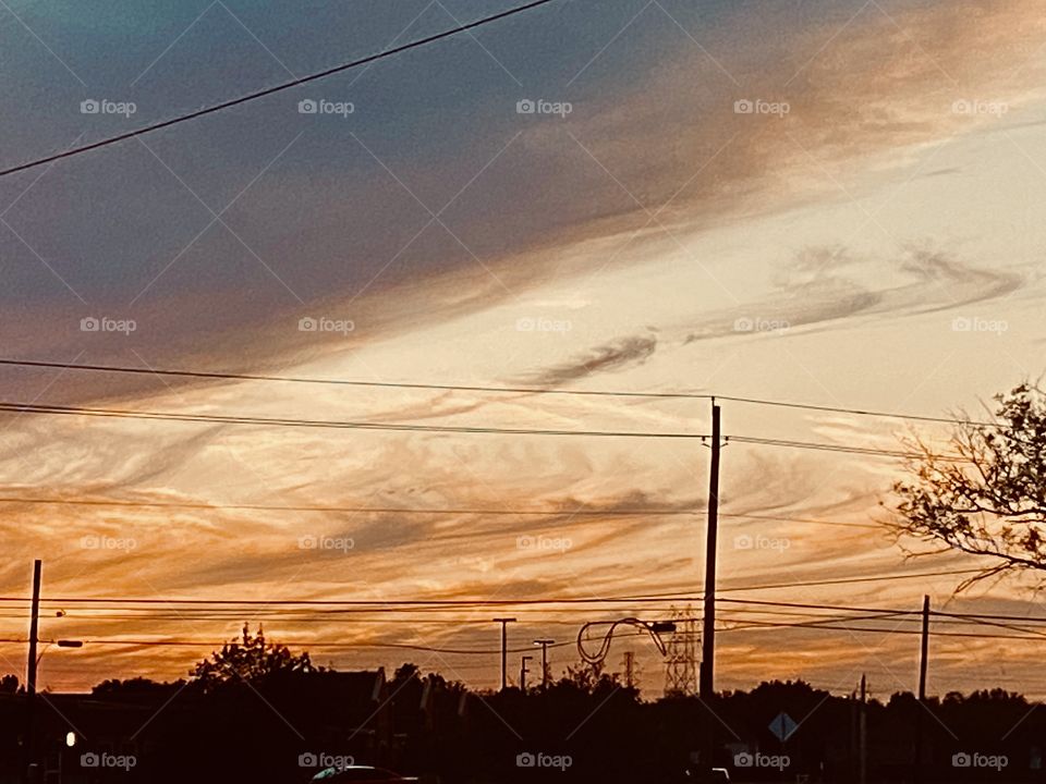 Sundown completed with anticipation of the colours of the Twilight flowing through the Evening Horizon. 