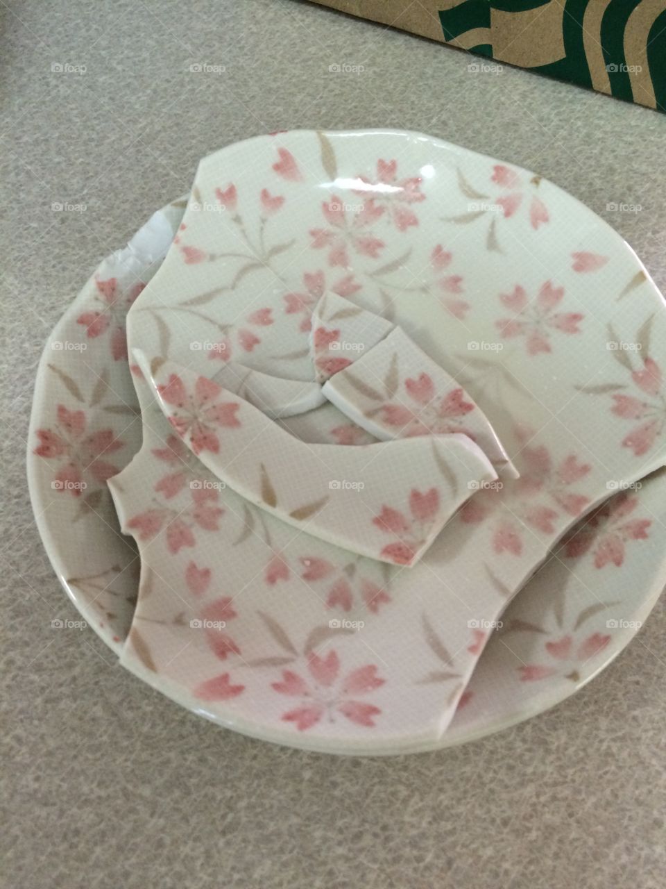 Broken Memories. Two of my plates from Japan got broken.