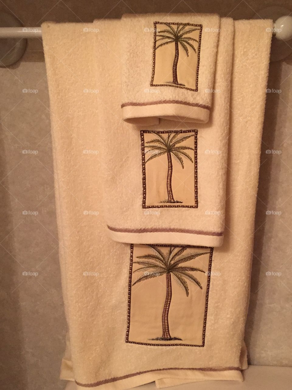 Palm tree towels 