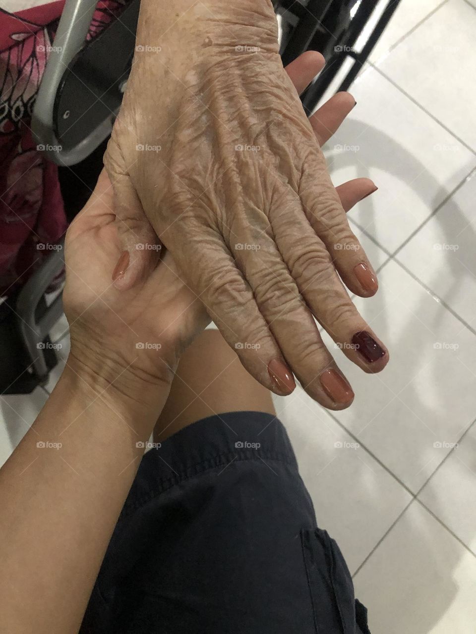 Granny manicure