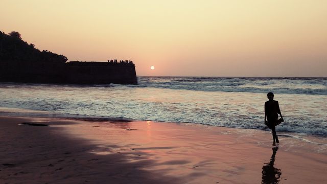 Don't Let Goa