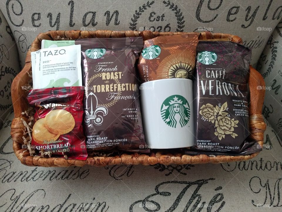 Starbucks gift basket