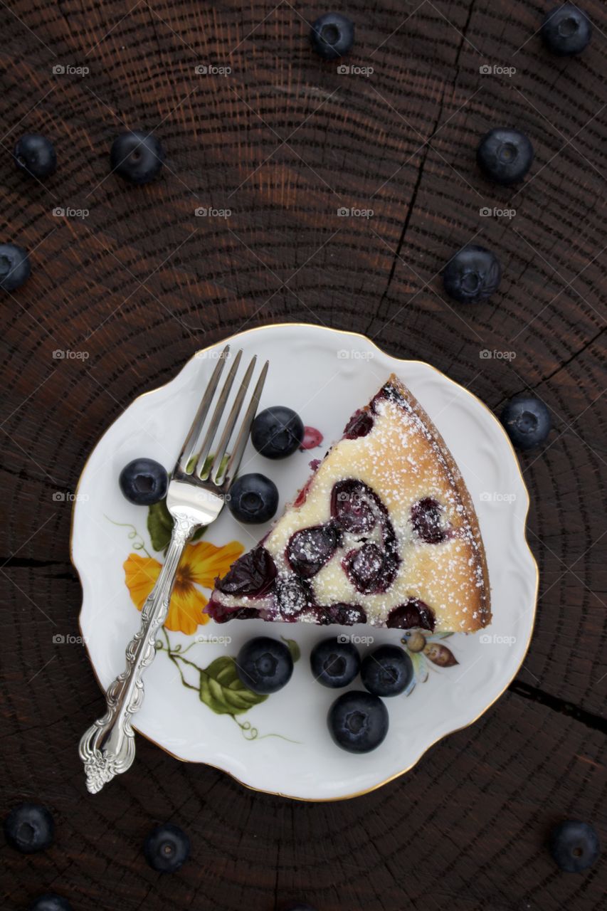 Lemon blueberry cake