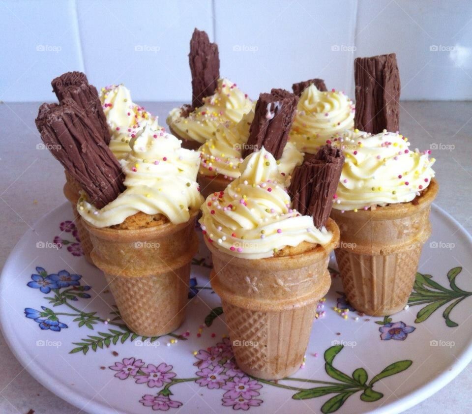 Ice cream cupcakes - don't be fooled by appearances...