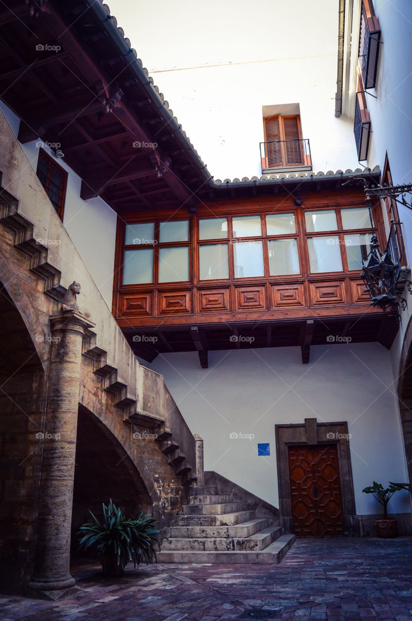 Palacio de los Condes de Malferit, s.XV (Valencia - Spain)