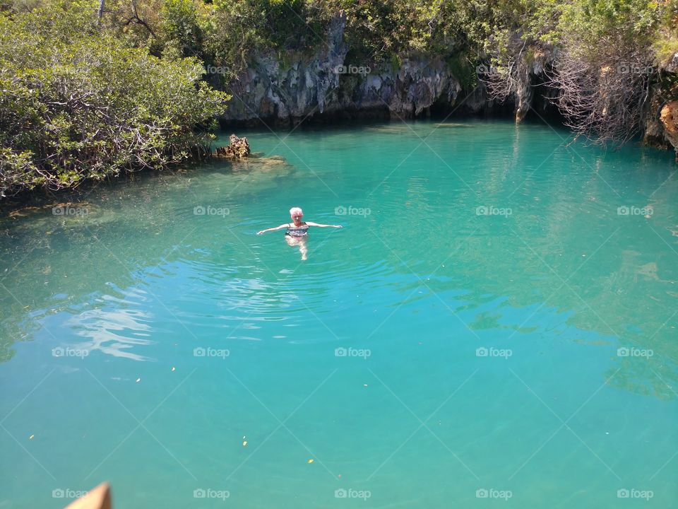 Blue Hole Park, Bermuda