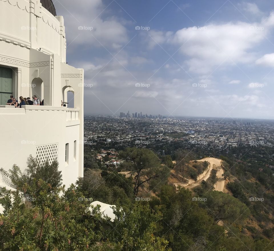 Picture from the Griffith observatory including the city of LA.