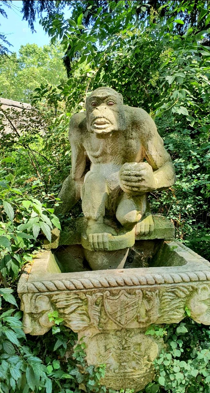 monkey sculpture