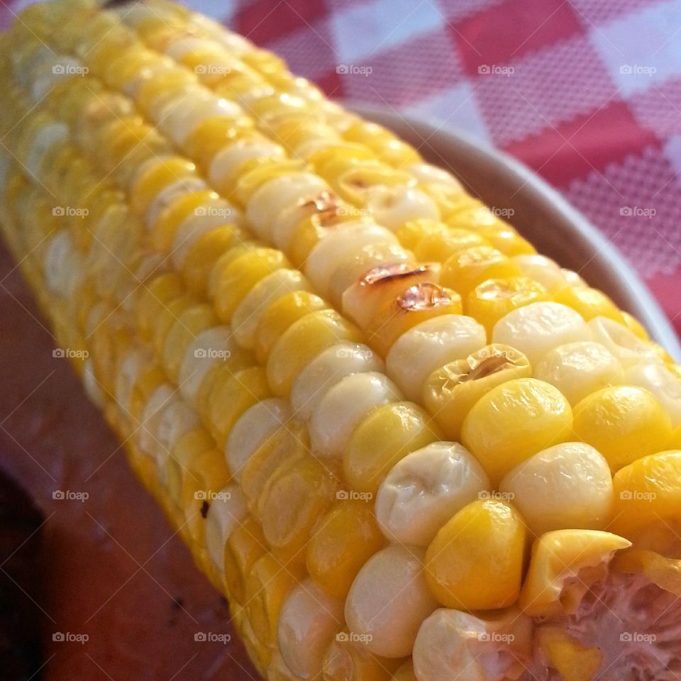 Grilled Corn. Grilled corn on the cob