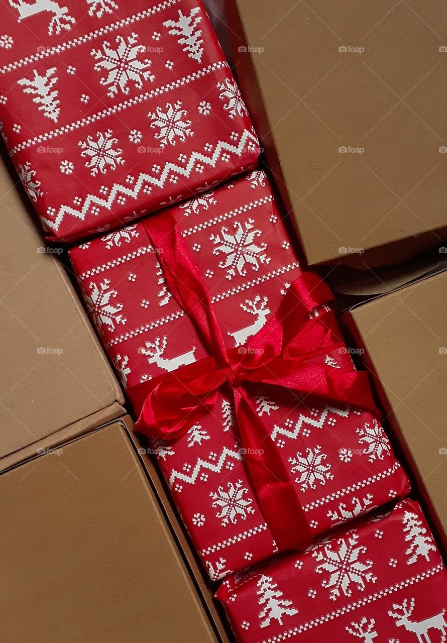 Preparation of New Year's gifts for relatives