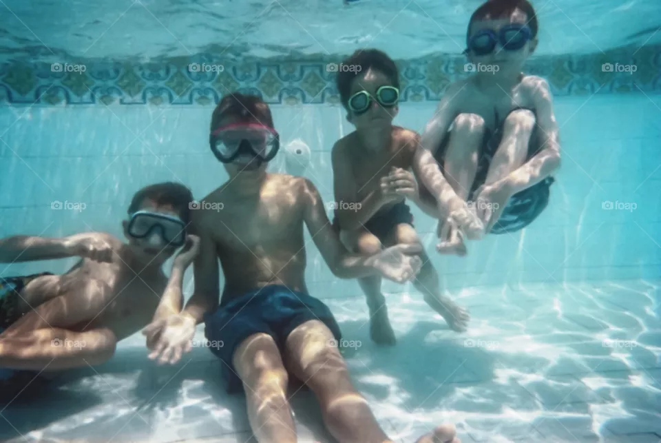 Swimming, Underwater, Dug Out Pool, Goggles, Swimming Pool
