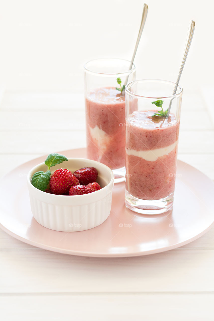 Strawberry smoothies