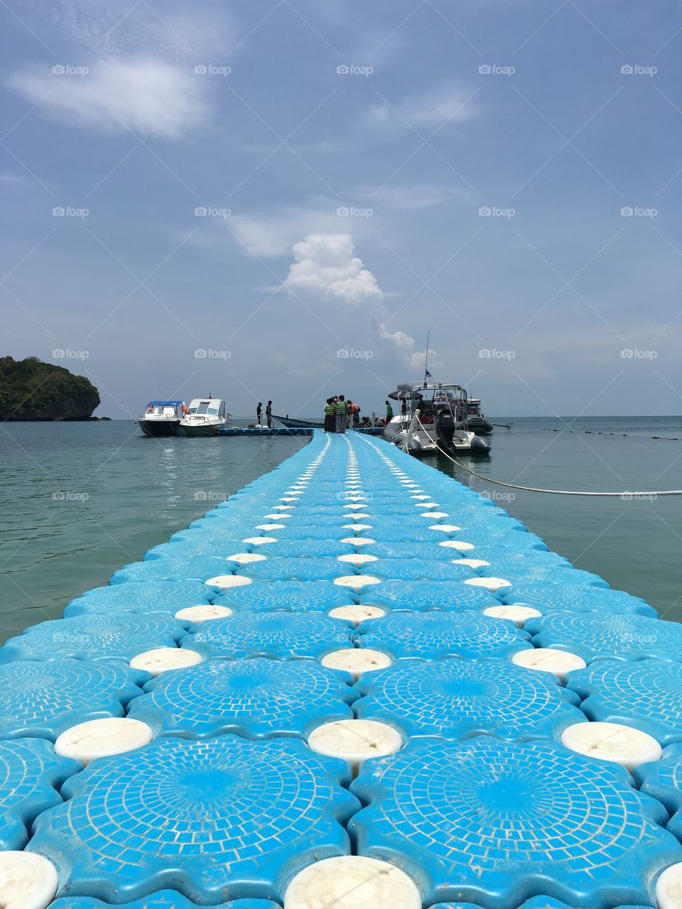 Floating walk way to the beach