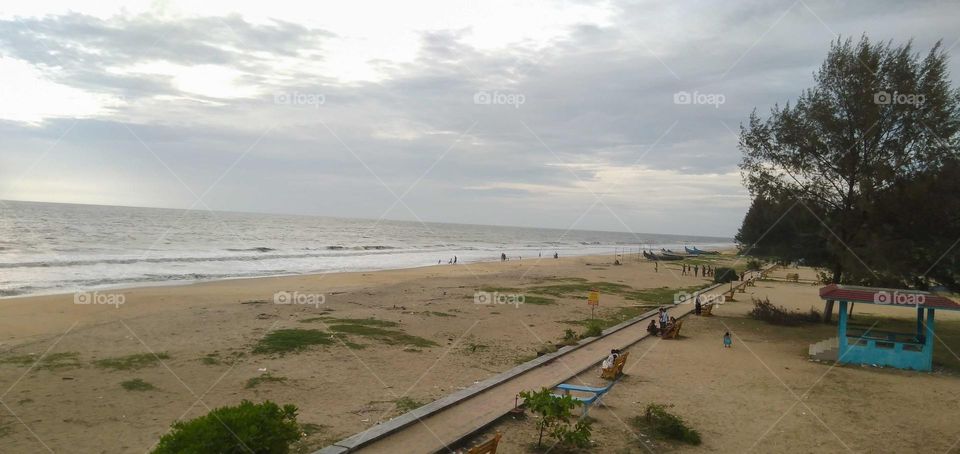 cloudy beach view 🌫️