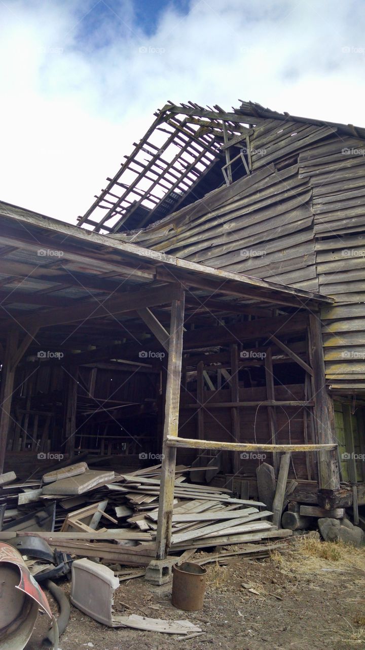 weathered old barn